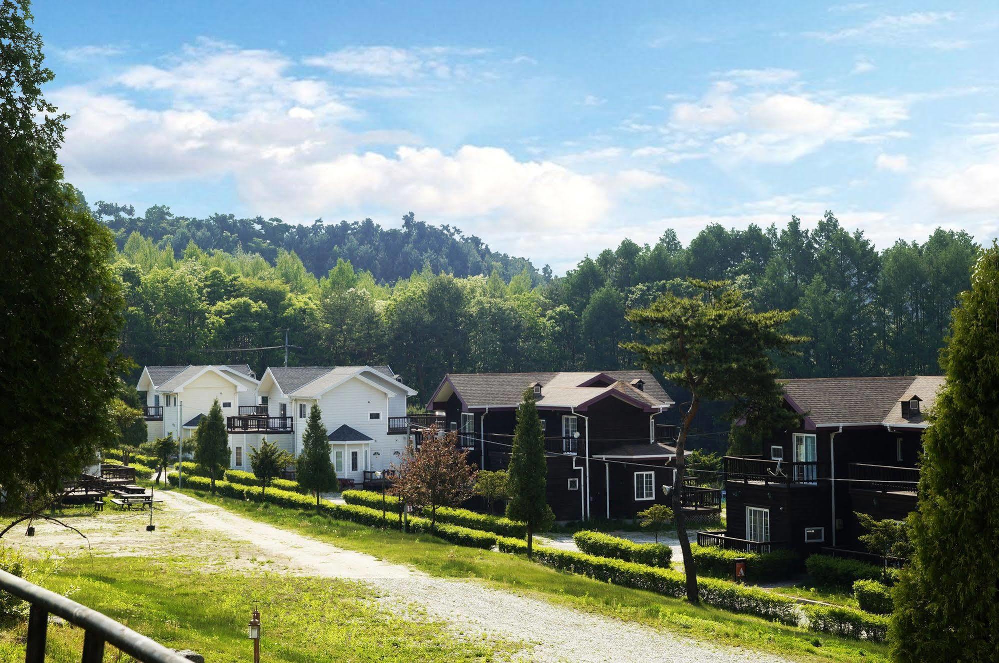 Resort Feliz Pyeongchang Exterior foto